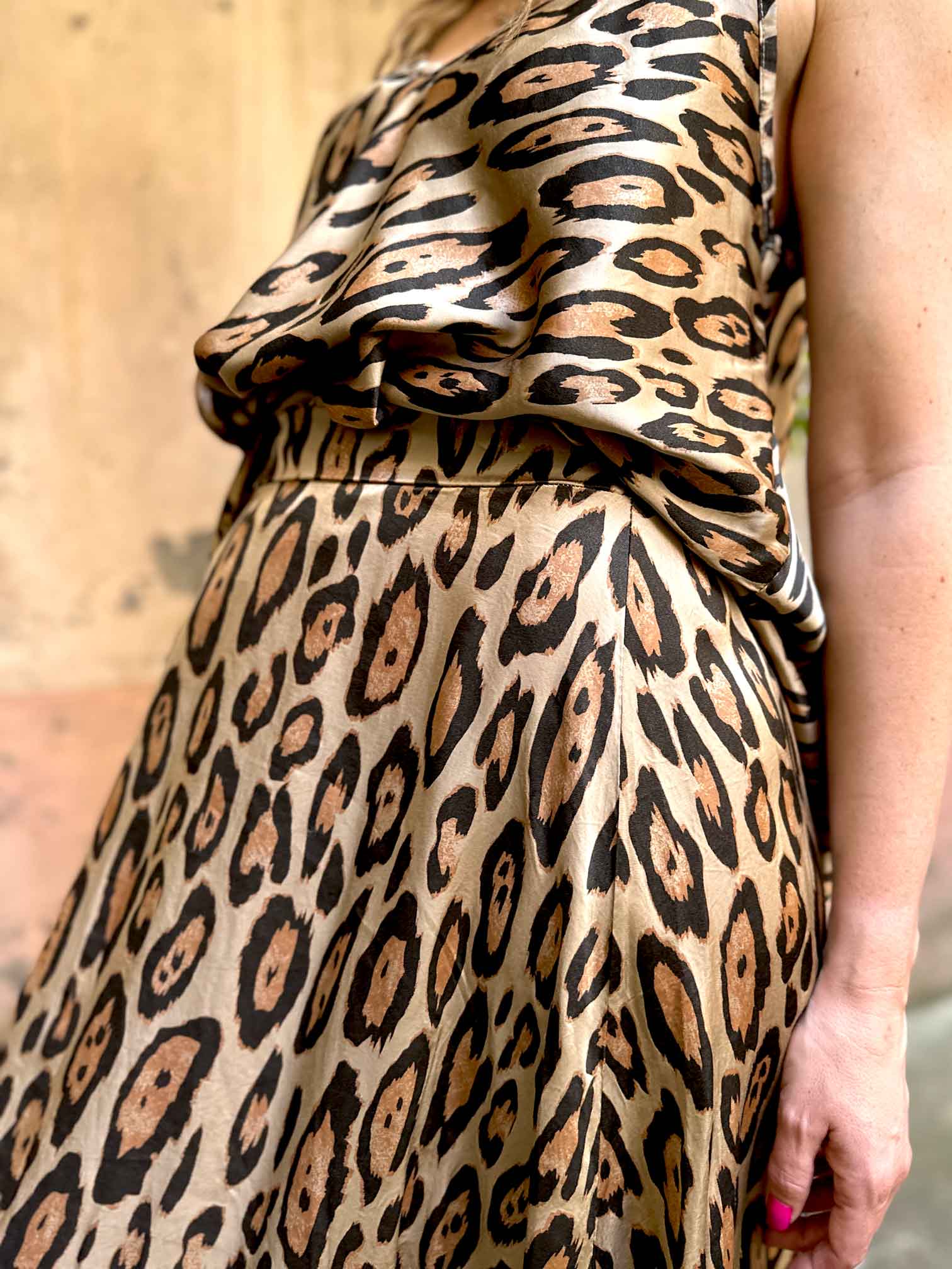 jupe-leopard-satin-femme